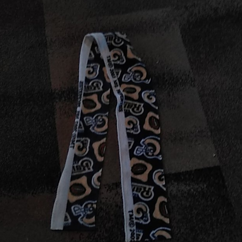 Rams scarf